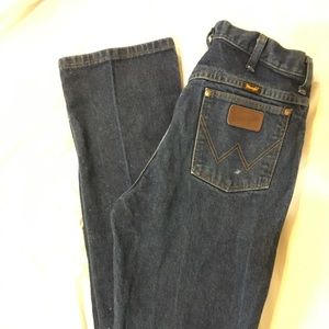 Wrangler Slim Fit MWZ men’s jeans.